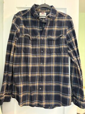 Fall Raven comfort fit button down